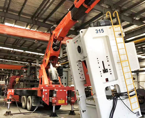 彭山提升工作效率，选择优质折臂吊租赁服务