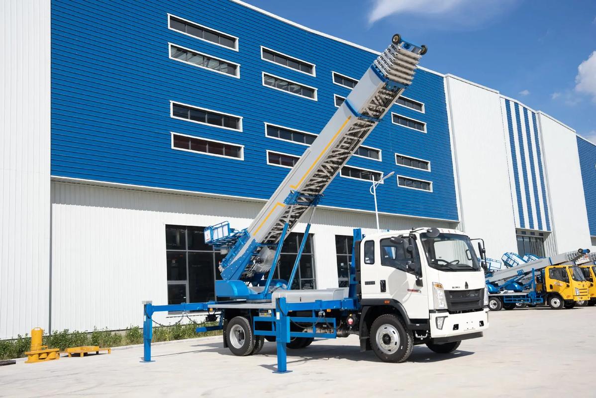 彭山小型云梯车上料车租赁多少钱