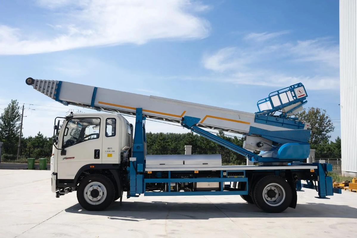 彭山云梯上料车租赁费用