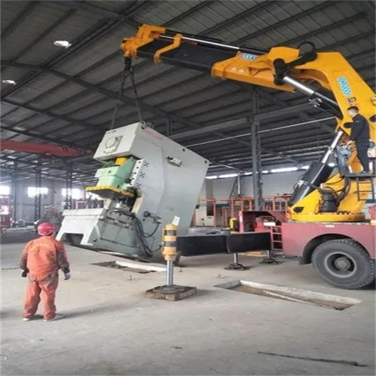 彭山80吨折臂吊车出租附近电话