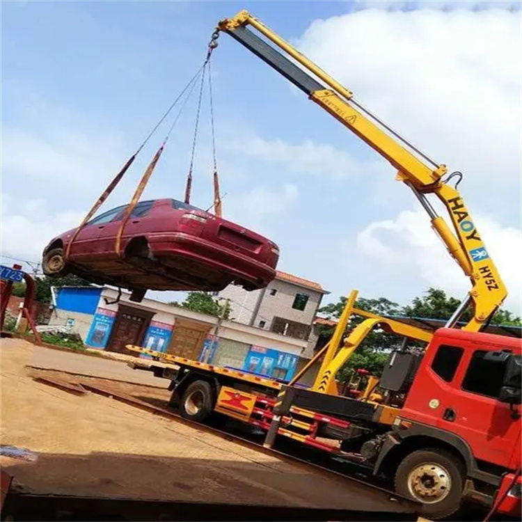 彭山吊车吊汽车的正确方法